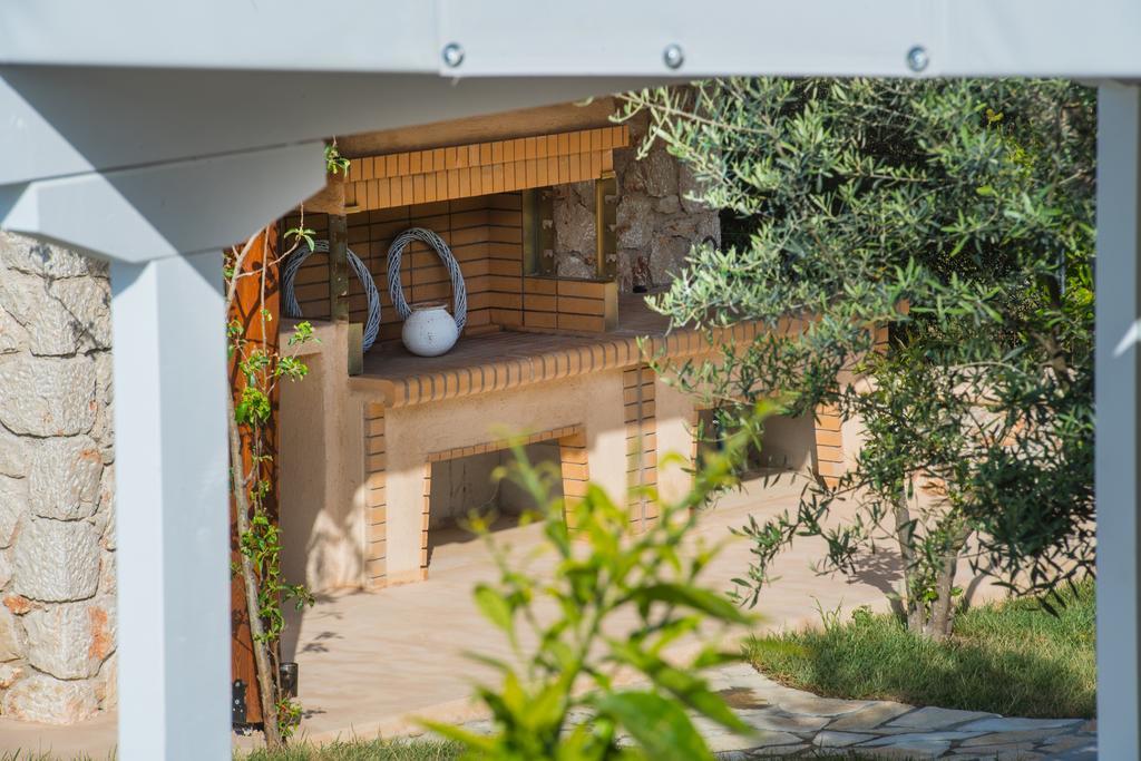 Villa Marilia Tsoukaladhes Exterior photo